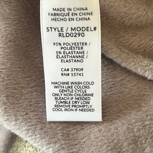 Splendid Plush Robe - Size S/M - NEW with Tags - Picture 5 of 5